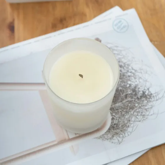 Soy candle: original photo (flat lay on paperwork)